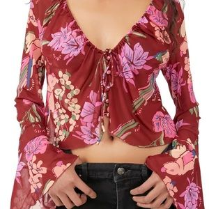 Free People Of Paradise Floral Bell Sleeve Blouse Size Small NWT
